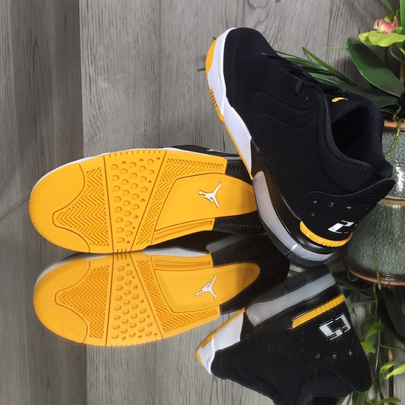 ❤️ Nike Jordan Big Fund black/white-universit gold - Picture 6 of 8